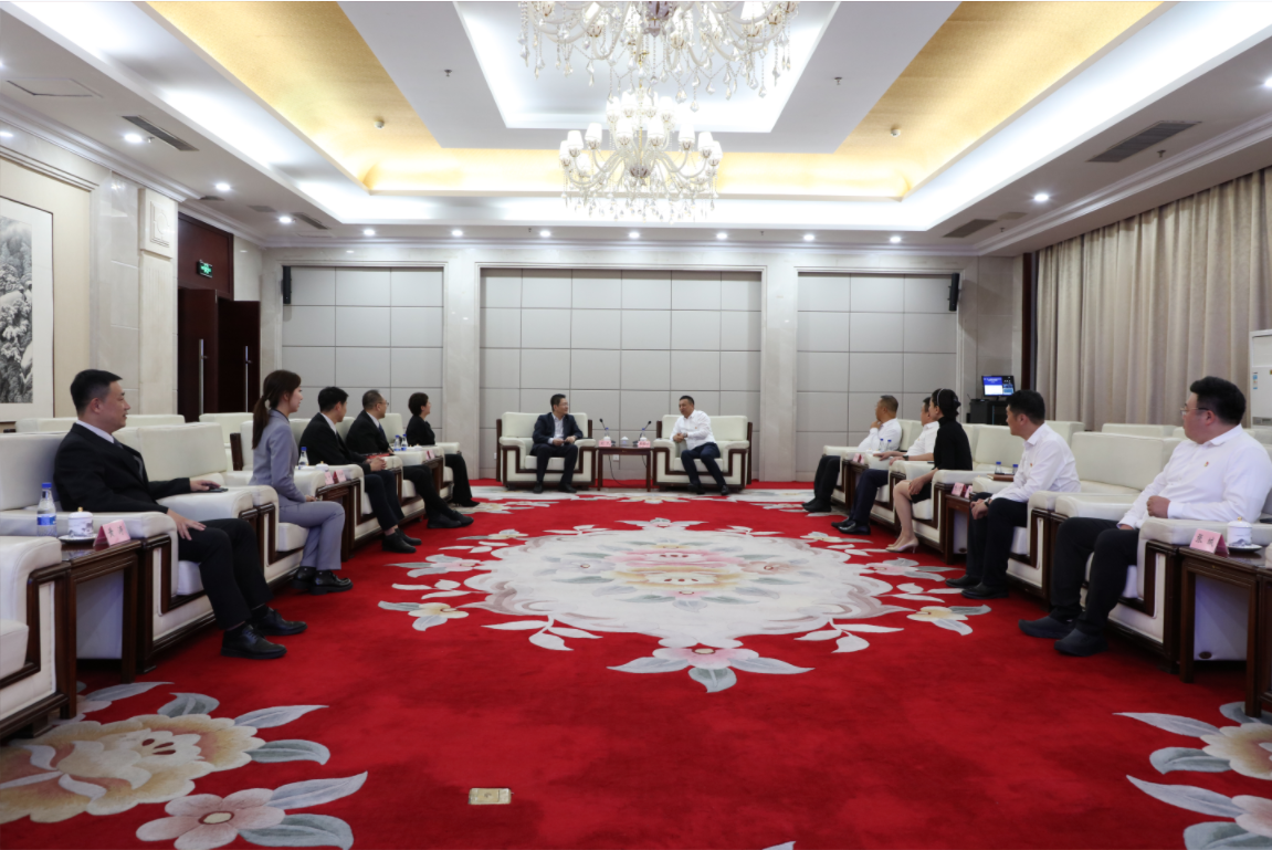 鞍勤、溫泉、公服集團與招商銀行簽訂戰(zhàn)略合作協(xié)議！銀企合作譜新篇